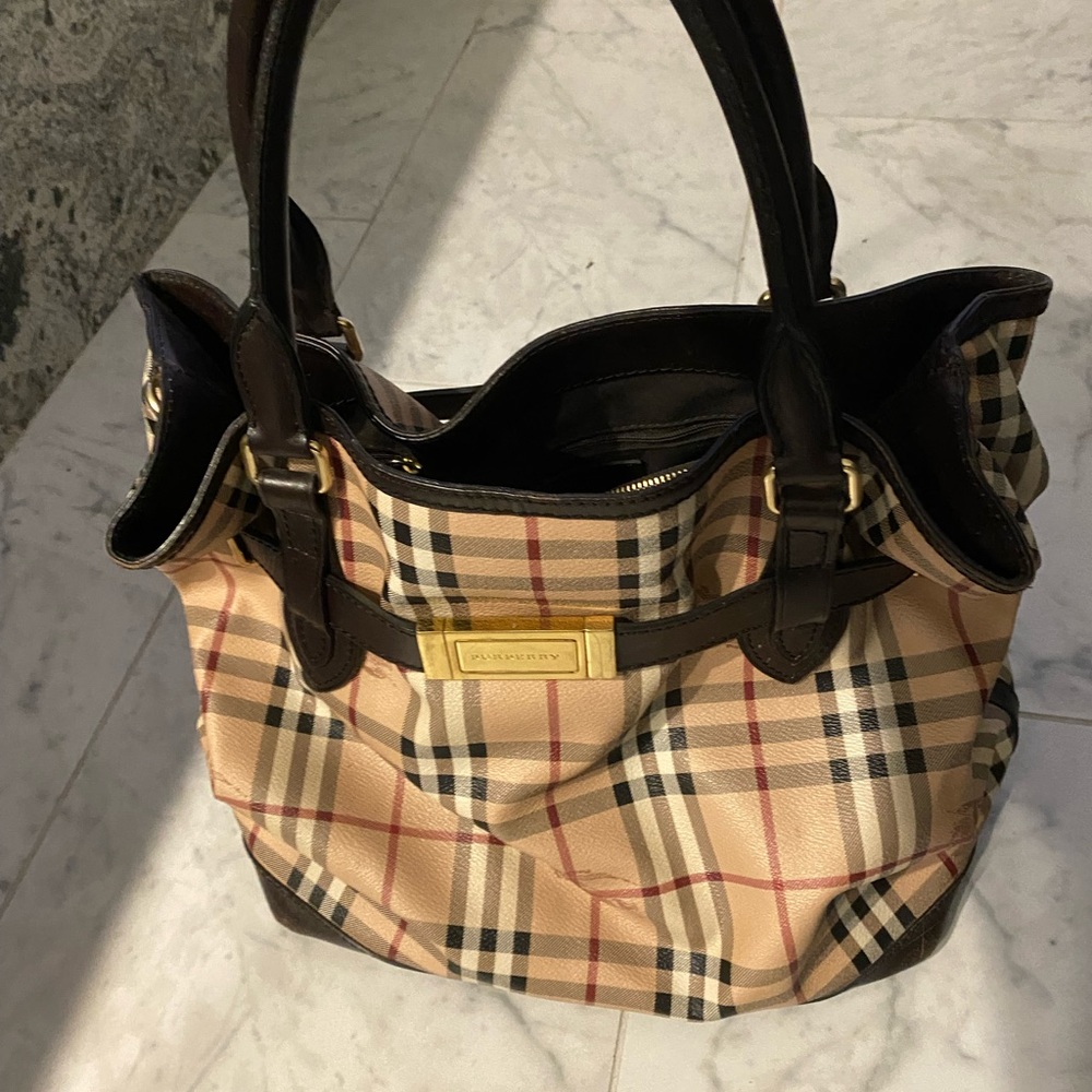 Burberry bag